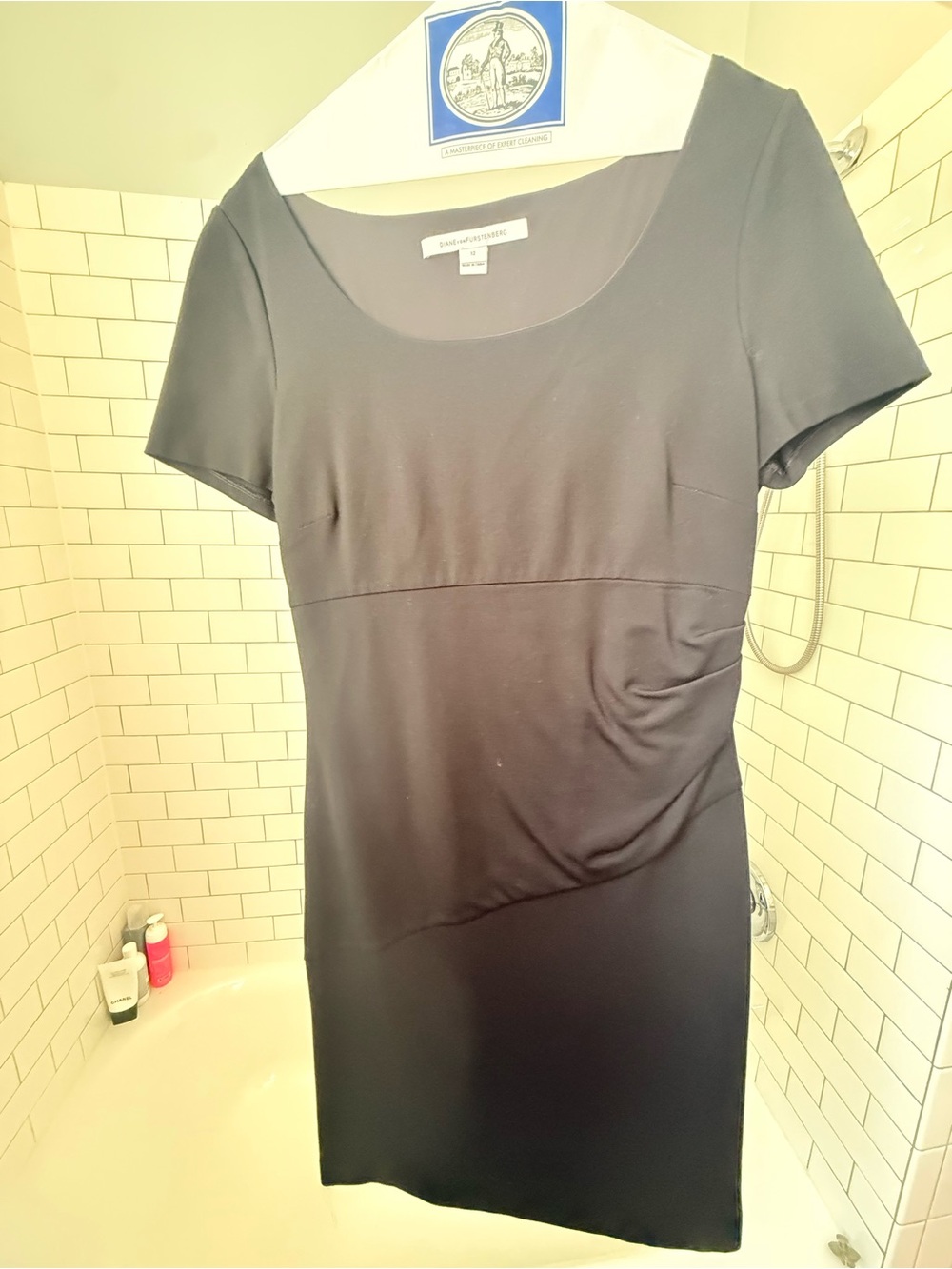 Diane Von Furstenberg Classic Black Scoop Neck Sheath Dress